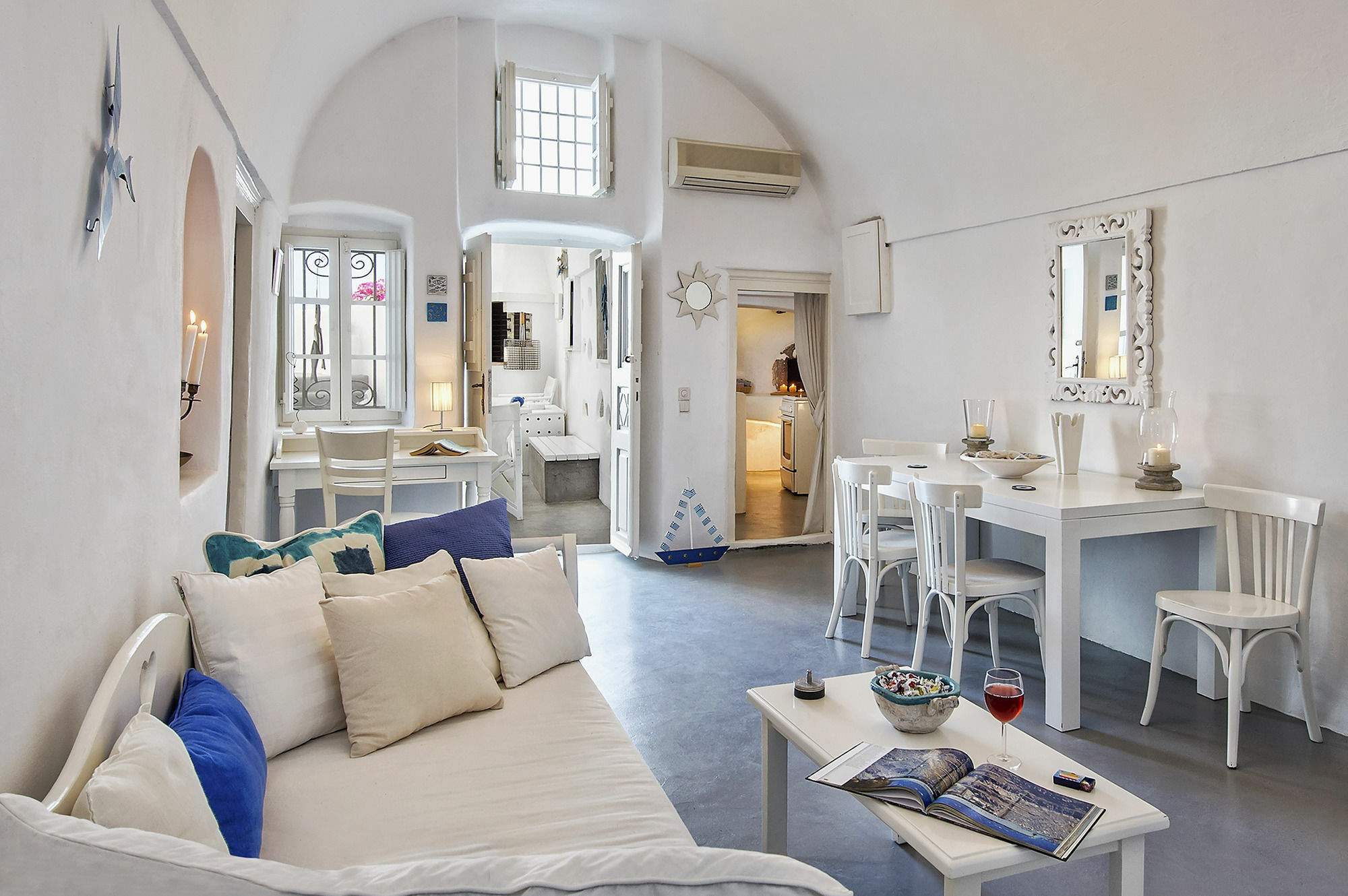 White Cave Private Villa Пиргос Экстерьер фото